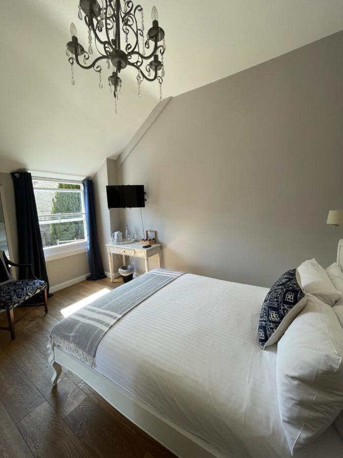 The Queen Matilda Country Rooms Avening 외부 사진